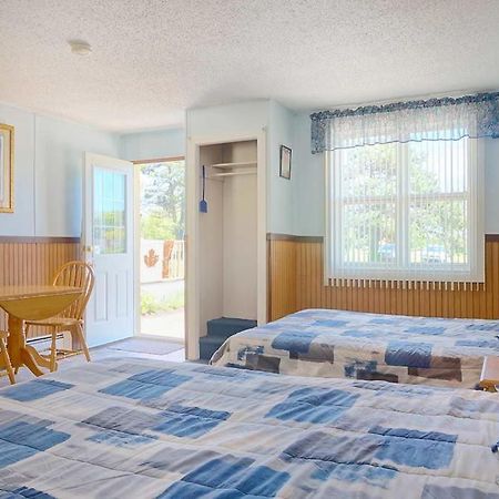 Green Acres Motel Summerside Exterior photo